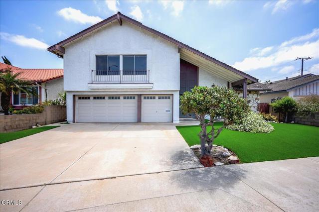 15722 Dawson Lane, Huntington Beach CA: https://media.crmls.org/mediaz/a52d17df-b036-448f-b3b0-c59c582ff3c8.jpg