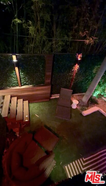 11250 Playa Street, Culver City CA: https://media.crmls.org/mediaz/a52d531b-0f7d-49f9-9b9b-904c3b3f84bf.jpg