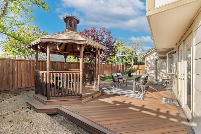 395 Sandstone Drive, Fremont CA: https://media.crmls.org/mediaz/a52d8d80-a0a6-45e9-8129-30d9619bf327.jpg