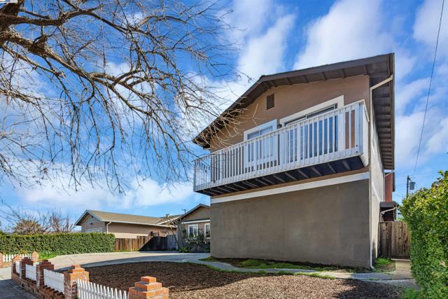 Image 3 of 53 For 1570 Hillsdale Avenue
