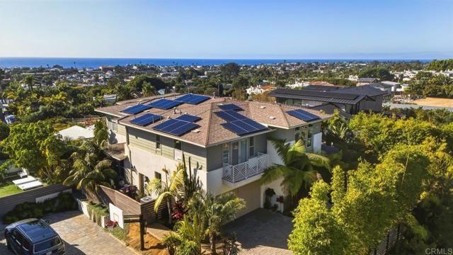 870 Hymettus Avenue, Encinitas CA: https://media.crmls.org/mediaz/a52ed8e1-bc84-46a1-81df-afb24292cbb1.jpg