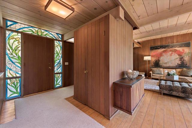 16310 Oakhurst Drive, Monte Sereno CA: https://media.crmls.org/mediaz/a52ee678-fa3d-4590-aac9-5d3a5bb65c6d.jpg