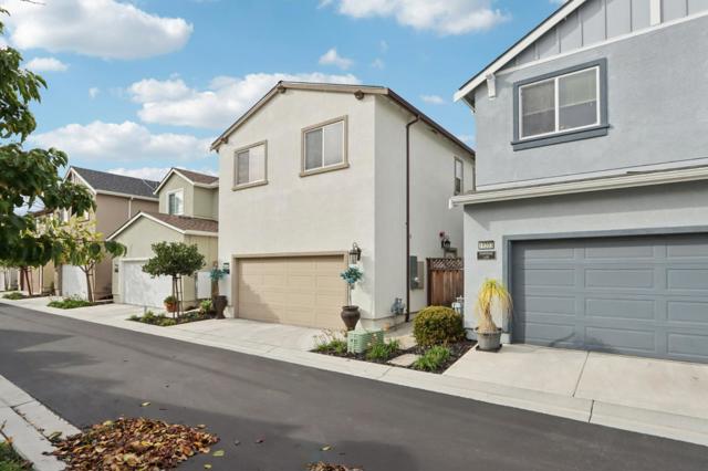 19307 Stonehenge Lane, Marina CA: https://media.crmls.org/mediaz/a52f0c91-8aa4-4f35-993d-bfface27c721.jpg