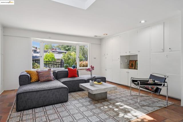 16 Muir Way, Berkeley CA: https://media.crmls.org/mediaz/a52f140e-12a8-47eb-be70-77acb87d9b9f.jpg