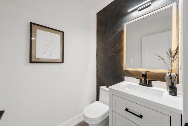 2044 Voss Park Lane, San Jose CA: https://media.crmls.org/mediaz/a5302ef7-581b-4a3b-bd9c-a02c240055bf.jpg
