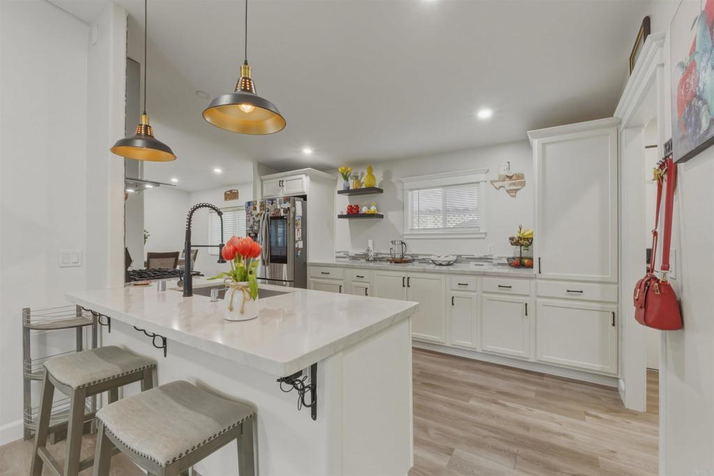 200 Emerald Drive - photo 5
