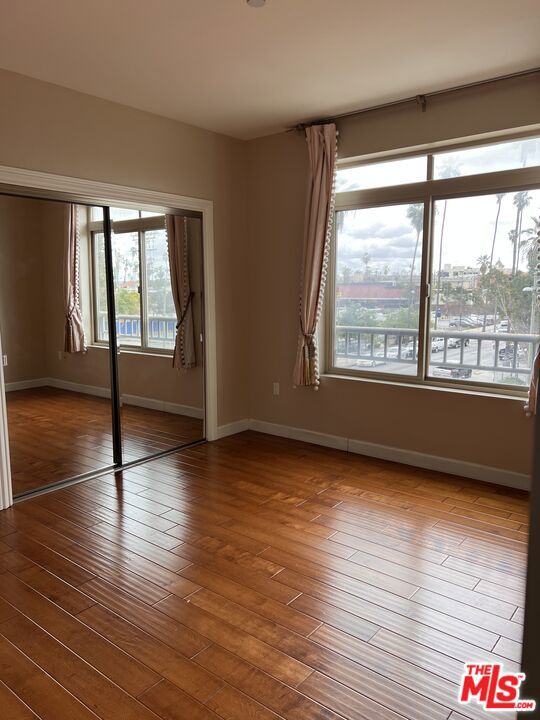 991 Arapahoe Street, Los Angeles CA: https://media.crmls.org/mediaz/a5317400-0cfe-4451-80ff-7a475bf249fb.jpg
