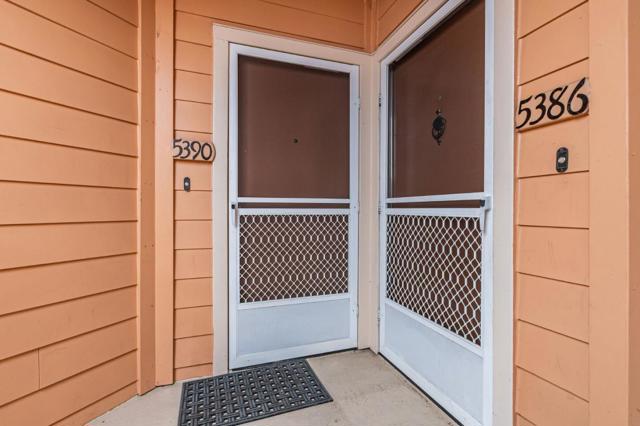 5386 Borneo Circle, San Jose CA: https://media.crmls.org/mediaz/a531cb81-900a-4d40-b562-b20fef002ce7.jpg