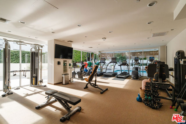 10601 Wilshire Boulevard, Los Angeles CA: https://media.crmls.org/mediaz/a53452c1-5d4c-4318-915c-e1e77fd50809.jpg