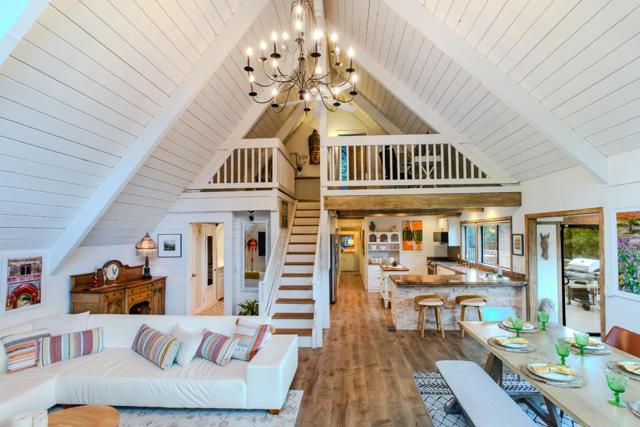 412 Corral De Tierra Road, Salinas CA: https://media.crmls.org/mediaz/a5354ccd-8bd4-4f33-99c7-07e03a32ac20.jpg