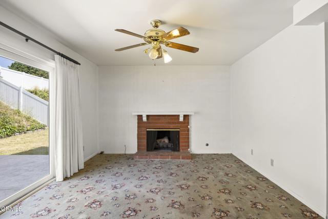 Detail Gallery Image 15 of 37 For 205 Bluefield Ave, Newbury Park,  CA 91320 - 3 Beds | 2/1 Baths