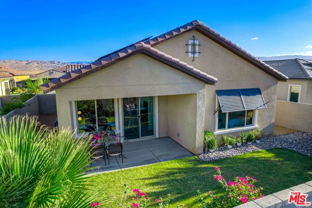 Image 29 of 33 For 98 Zinfandel