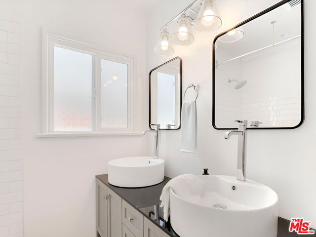 6267 Meridian Street, Los Angeles CA: https://media.crmls.org/mediaz/a5379c43-3fec-4151-8c7c-d52ad4715dd6.jpg