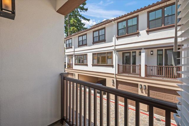 224 Carroll Street, Sunnyvale CA: https://media.crmls.org/mediaz/a537ce68-9ed6-4dc3-a280-16d1548bab8f.jpg