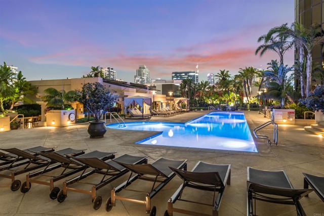 100 Harbor Drive, San Diego CA: https://media.crmls.org/mediaz/a53828e2-0ad4-455e-9c71-7abbe1fe26a2.jpg