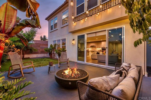 13403 Hudson Ln, San Diego CA: https://media.crmls.org/mediaz/a5382d06-ff85-48e5-bb83-c0935c1162f8.jpg