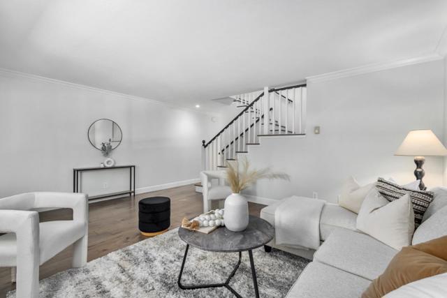 707 Webster Street, Palo Alto CA: https://media.crmls.org/mediaz/a5392064-7db4-40c3-b363-a2903affe317.jpg