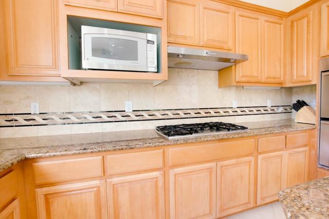 334 Paseo Gularte, San Juan Bautista CA: https://media.crmls.org/mediaz/a5397a1c-acfa-4777-ae6c-5b5327b8c886.jpg