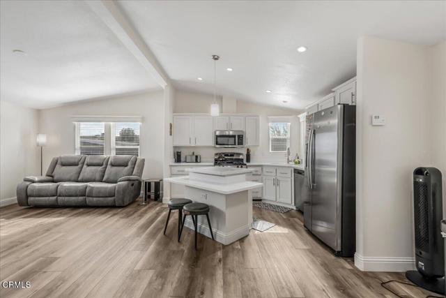 20652 Lassen Street, Chatsworth CA: https://media.crmls.org/mediaz/a539d97b-57bb-430f-ba56-c3ca46178bb8.jpg