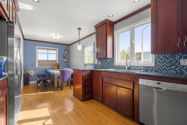 80 Hilltop Drive, San Carlos CA: https://media.crmls.org/mediaz/a53a0248-0fce-4096-8f42-89a5f0640dde.jpg