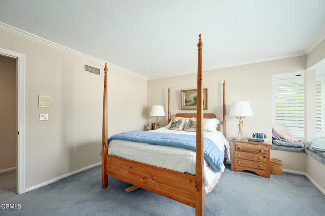 11616 E Las Posas Road, Camarillo CA: https://media.crmls.org/mediaz/a53c367b-7ec9-4538-8515-ca055754582e.jpg