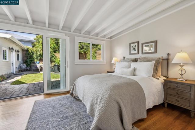3036 Delaware St, Oakland CA: https://media.crmls.org/mediaz/a53cf350-a670-416a-9cd6-58531ad38a1c.jpg