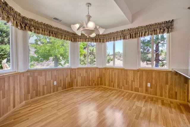 61 Via Larga Vista, Bonsall CA: https://media.crmls.org/mediaz/a53d4e91-ed7f-489b-9322-e4a491a967dc.jpg