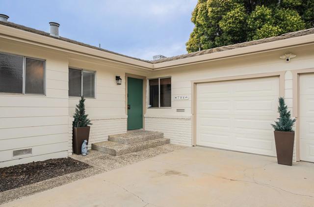 786 Bellarmine Drive, Salinas CA: https://media.crmls.org/mediaz/a53db616-975d-43e9-9a12-a69f2258354a.jpg