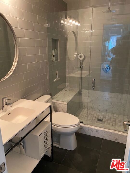 745 -747 1/4 N Hayworth Avenue, Los Angeles CA: https://media.crmls.org/mediaz/a53dba37-555e-427e-b6db-442545678018.jpg