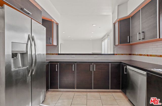 1331 Amherst Avenue, Los Angeles CA: https://media.crmls.org/mediaz/a53e7b85-7aa1-45ca-975e-8753763bbbae.jpg