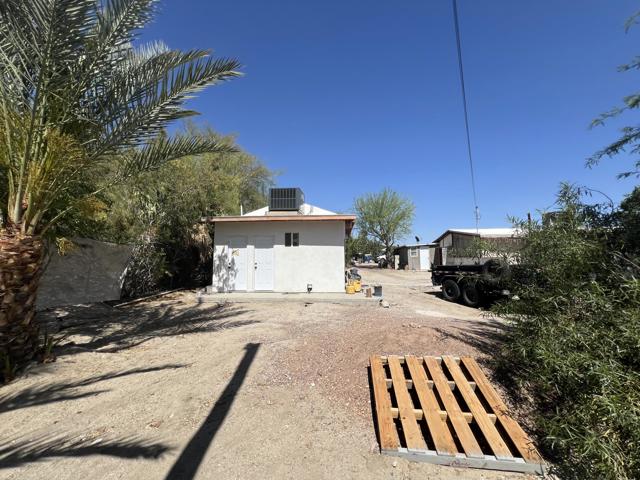21130 Hot Springs Road, Desert Hot Springs CA: https://media.crmls.org/mediaz/a53ebb1a-2b03-4f9b-bc3f-2a77dabcd65a.jpg