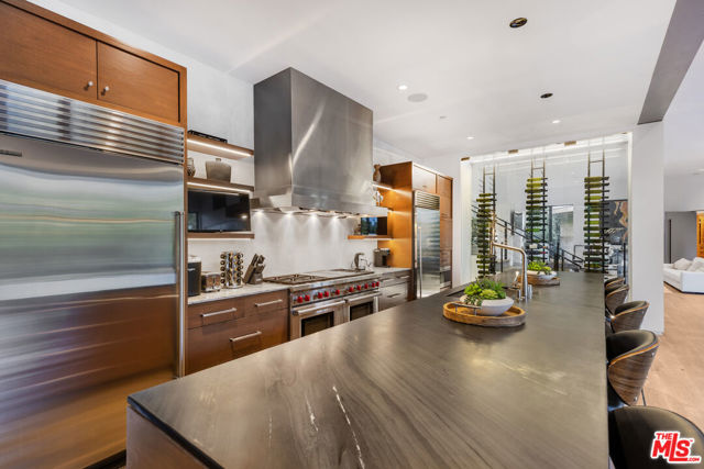 727 N Beverly Glen Boulevard, Los Angeles CA: https://media.crmls.org/mediaz/a53ef864-07cb-497c-b878-68c551e39035.jpg