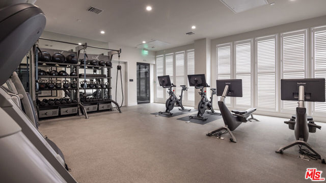 728 N Sweetzer Avenue, West Hollywood CA: https://media.crmls.org/mediaz/a53f06ed-56b3-40f0-998f-d175299cc43a.jpg