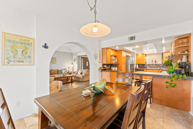 49327 Eisenhower Drive, Indio CA: https://media.crmls.org/mediaz/a53f34a1-996e-4478-a509-0b69413f3d87.jpg