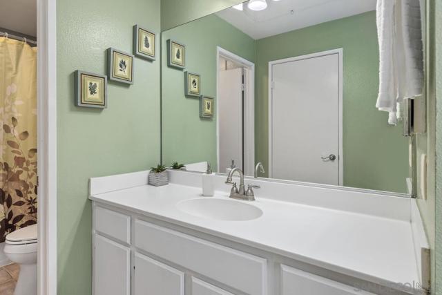18557 Caminito Pasadero, San Diego CA: https://media.crmls.org/mediaz/a53f8e1a-51e7-43b4-8ffb-f45dc7631000.jpg