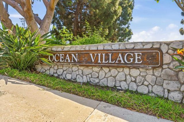 Detail Gallery Image 2 of 32 For 2807 Valley Vista Way, Oceanside,  CA 92054 - 2 Beds | 2/1 Baths
