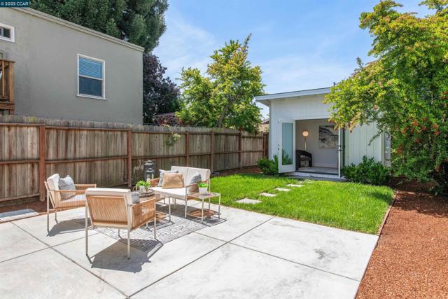 1054 Masonic Ave., Albany CA: https://media.crmls.org/mediaz/a540f37a-3a62-4314-bd1b-252bda65d618.jpg