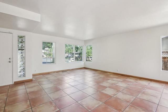 7433 Crawford Drive, Gilroy CA: https://media.crmls.org/mediaz/a54172ca-9a53-4852-8b3e-fe2bec2ef2a1.jpg