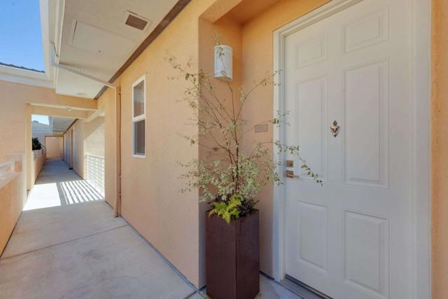401 Crescent Court, San Francisco CA: https://media.crmls.org/mediaz/a541ee64-6f27-4678-8fdb-1abac9f79faf.jpg
