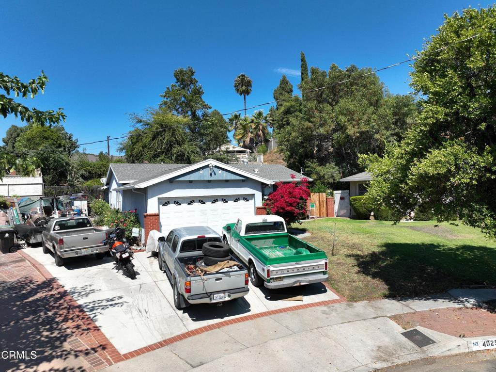 4025 Vista Court