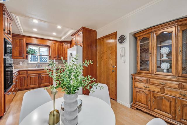 5645 Lemke Pl, Fremont CA: https://media.crmls.org/mediaz/a5438a8b-c071-40d9-8b90-0985dabed9a2.jpg