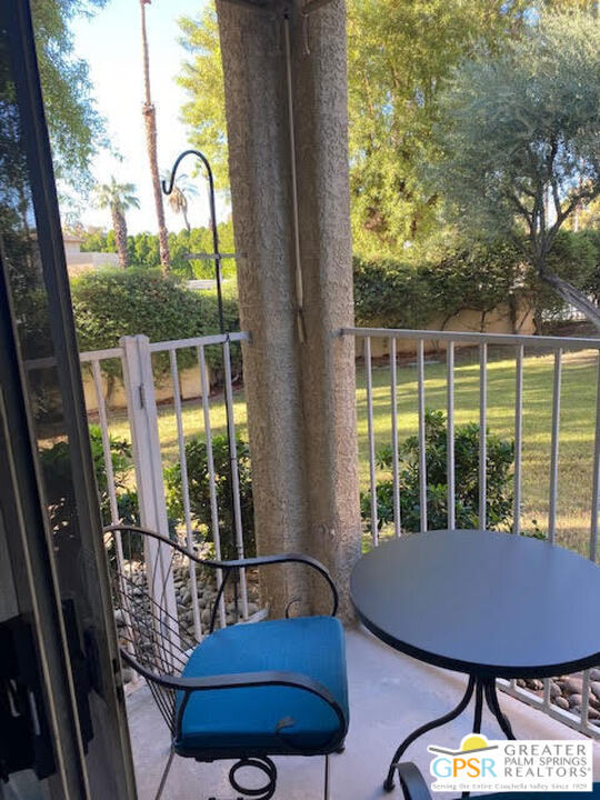 2700 Lawrence Crossley Road, Palm Springs CA: https://media.crmls.org/mediaz/a544bc4f-bb1c-40a9-9d59-089c455f5c89.jpg
