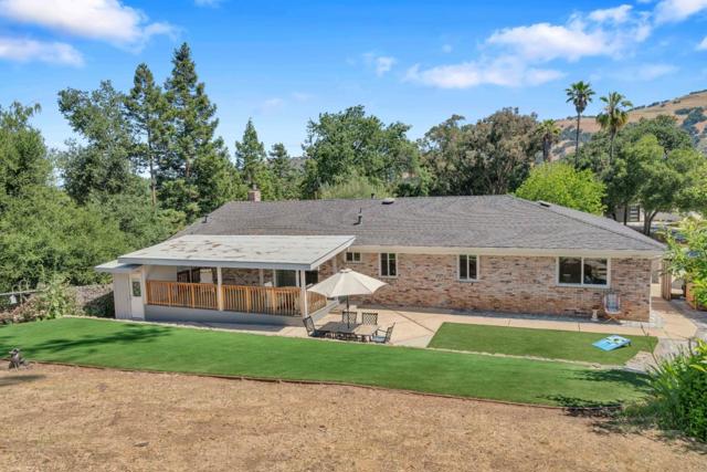 17035 Copper Hill Drive, Morgan Hill CA: https://media.crmls.org/mediaz/a545bce1-9f97-4f96-92ca-4af613110084.jpg