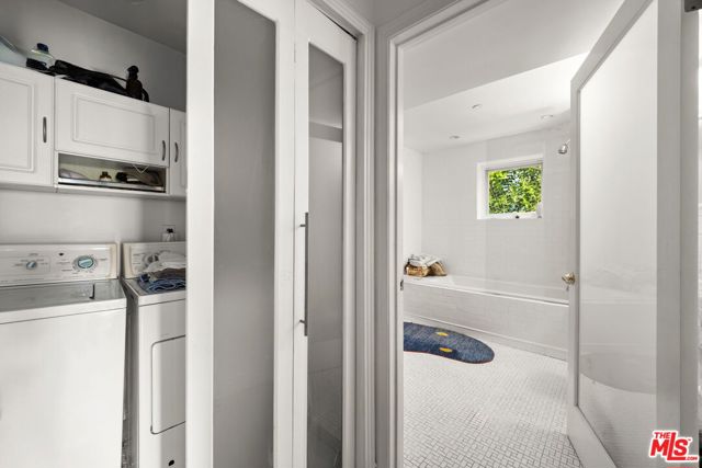 3411 Tareco Drive, Los Angeles CA: https://media.crmls.org/mediaz/a5460fa7-1838-45c5-bb55-e54338a18c4d.jpg