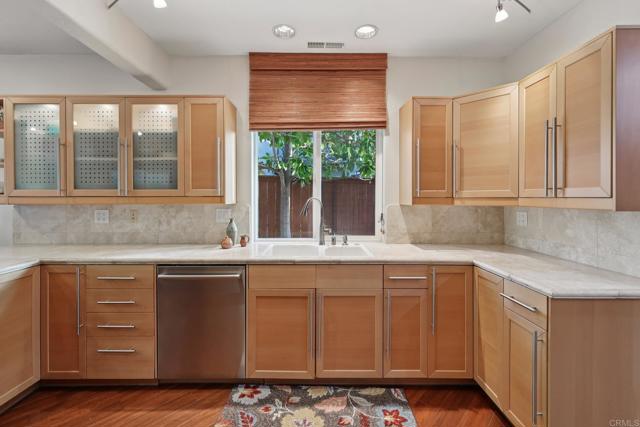 Detail Gallery Image 11 of 35 For 6712 Cantil St, Carlsbad,  CA 92009 - 3 Beds | 2/1 Baths