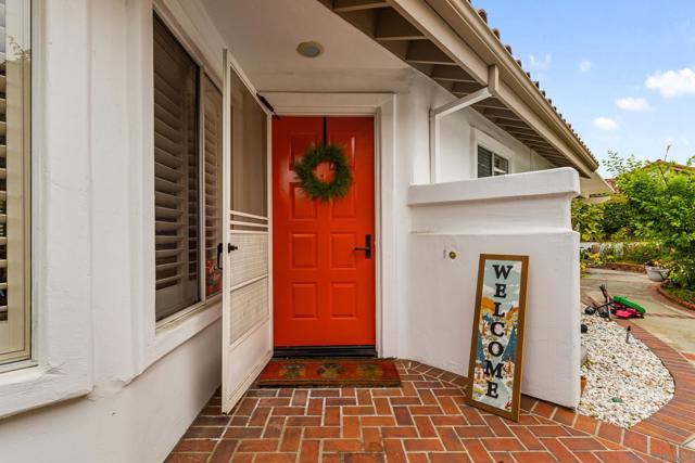 4695 Adra Way, Oceanside CA: https://media.crmls.org/mediaz/a5484164-6e91-42e9-894e-a4f697730807.jpg