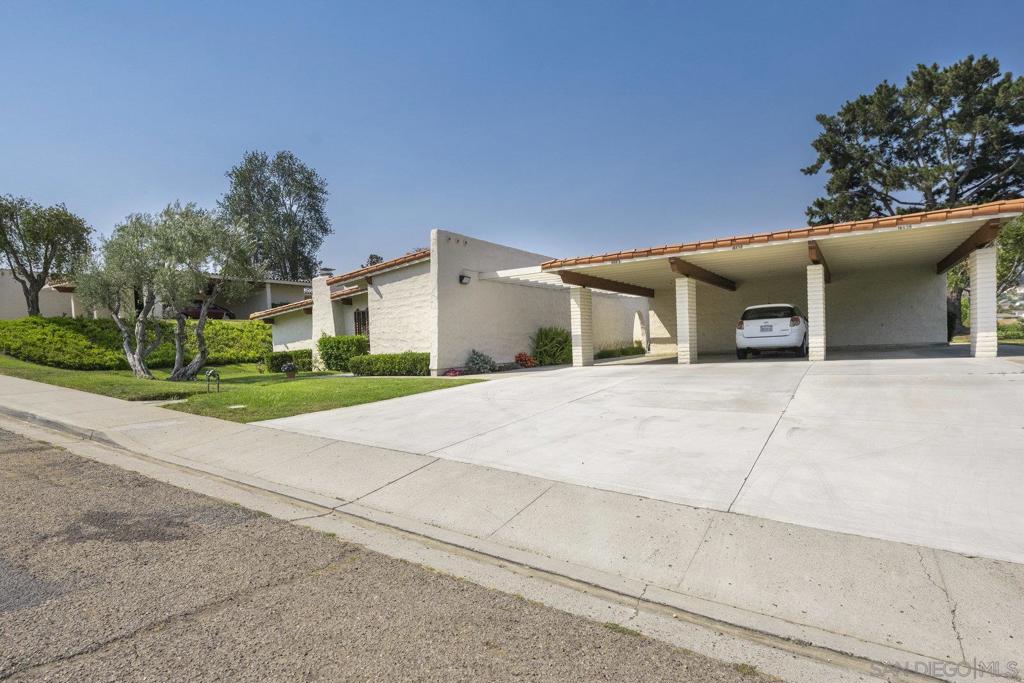 MLS #250039231SD image #18