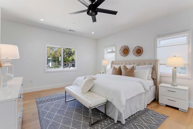 827 S Idaho Street, San Mateo CA: https://media.crmls.org/mediaz/a549bb67-59a0-4761-803b-5b1c764fe645.jpg