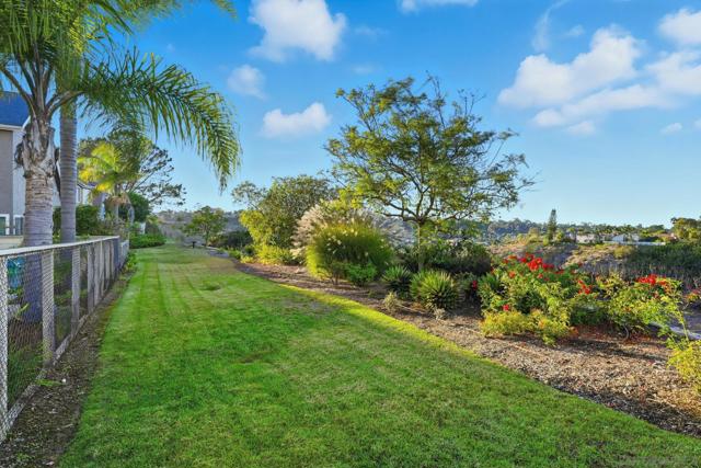 3626 Lorimer Ln, Encinitas CA: https://media.crmls.org/mediaz/a54ab42c-b301-41be-8644-bc03f9a23fba.jpg