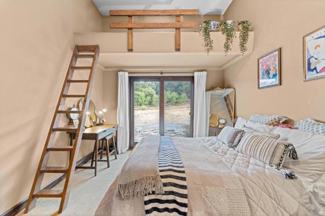 12220 Heritage Way, Gilroy CA: https://media.crmls.org/mediaz/a54cf683-b706-4b09-99bc-082fc7472cdc.jpg